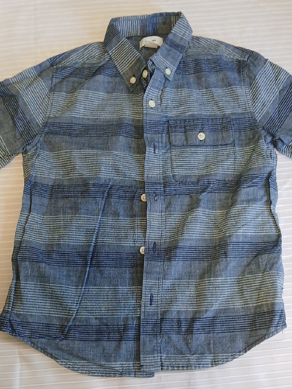 Old Navy Blue Striped Short-Sleeve Button-Down Shirt